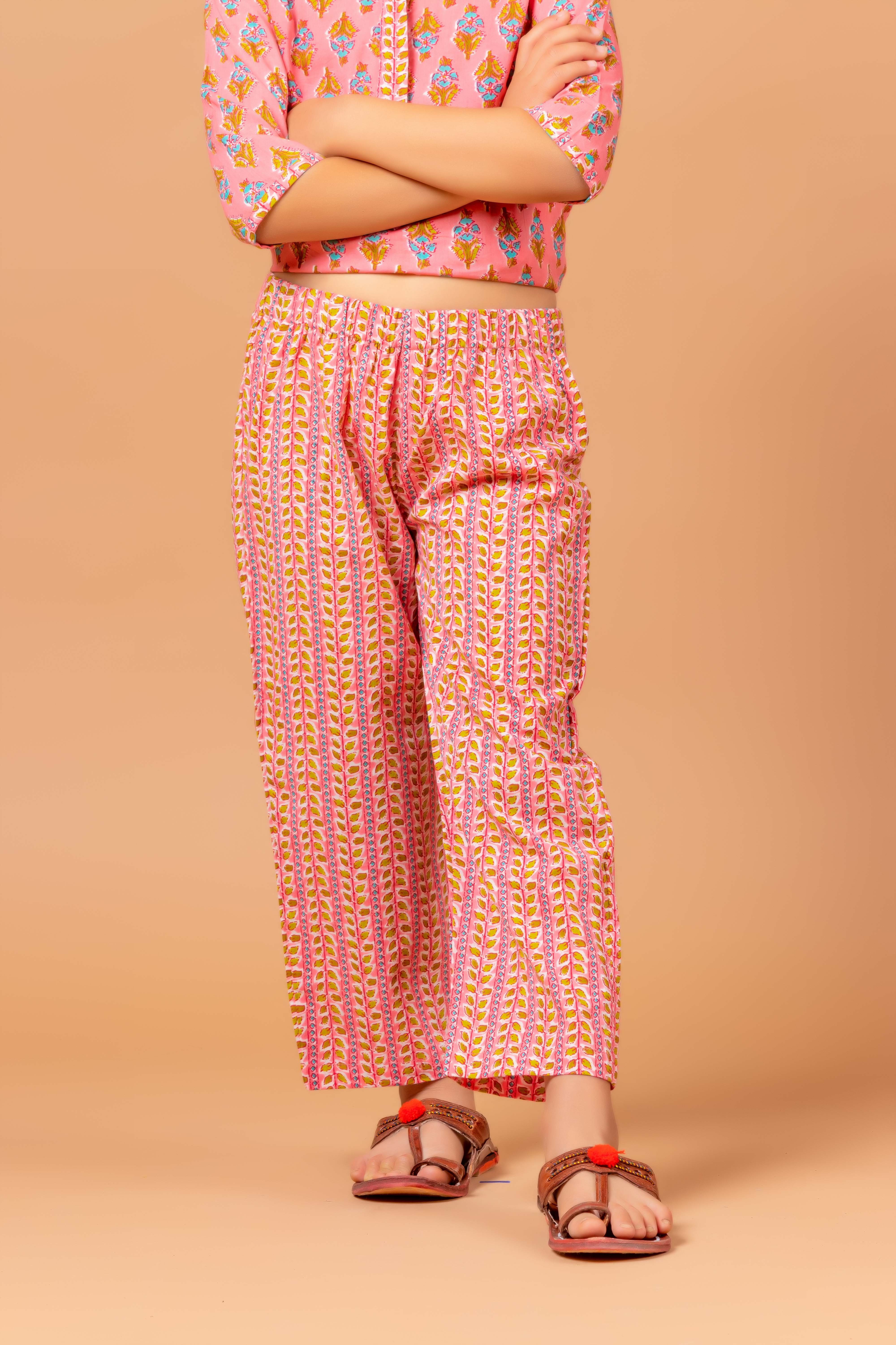 Girls Printed Kurta Set Buti Pink