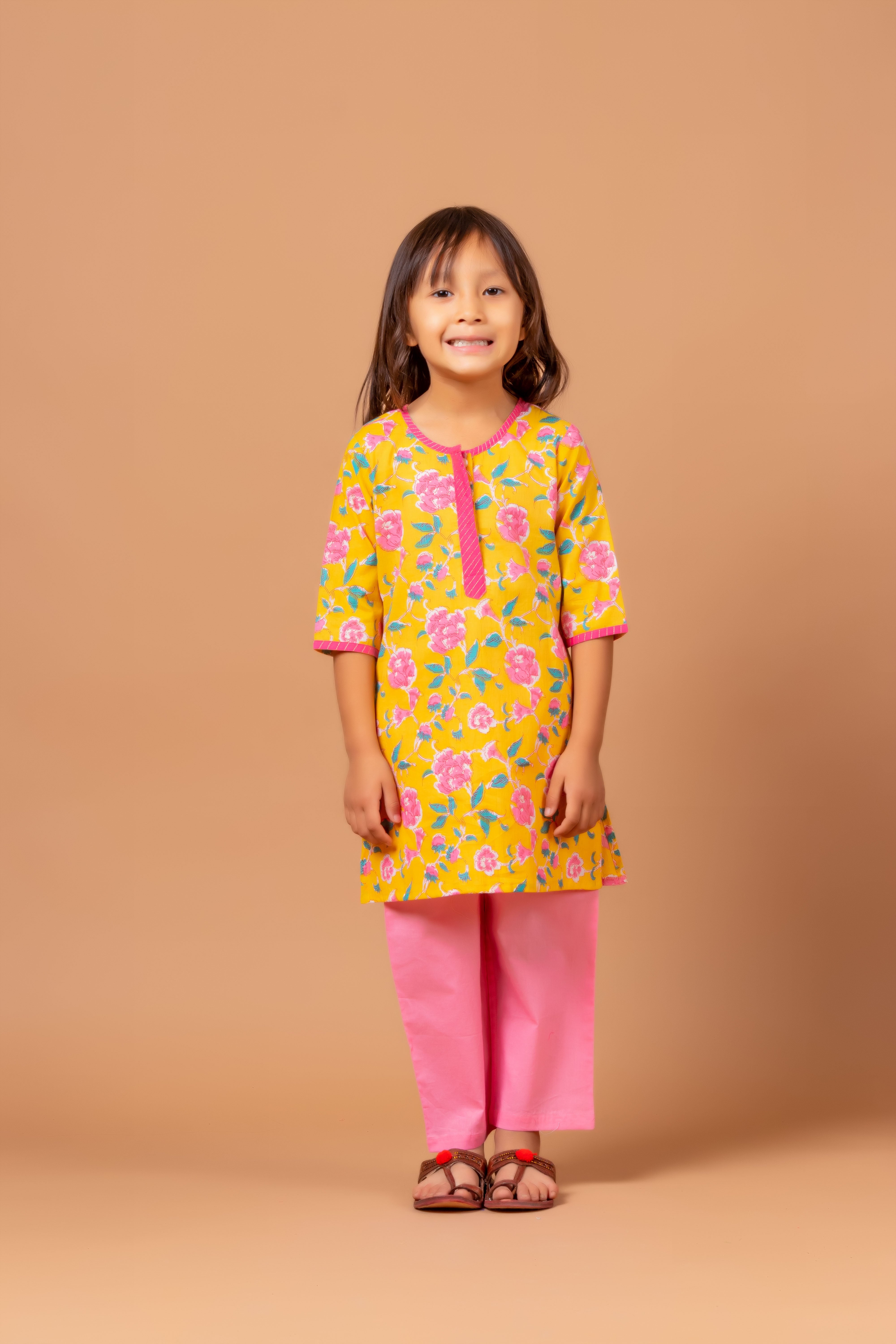 Girls Printed Kurta Set Floral Yellow
