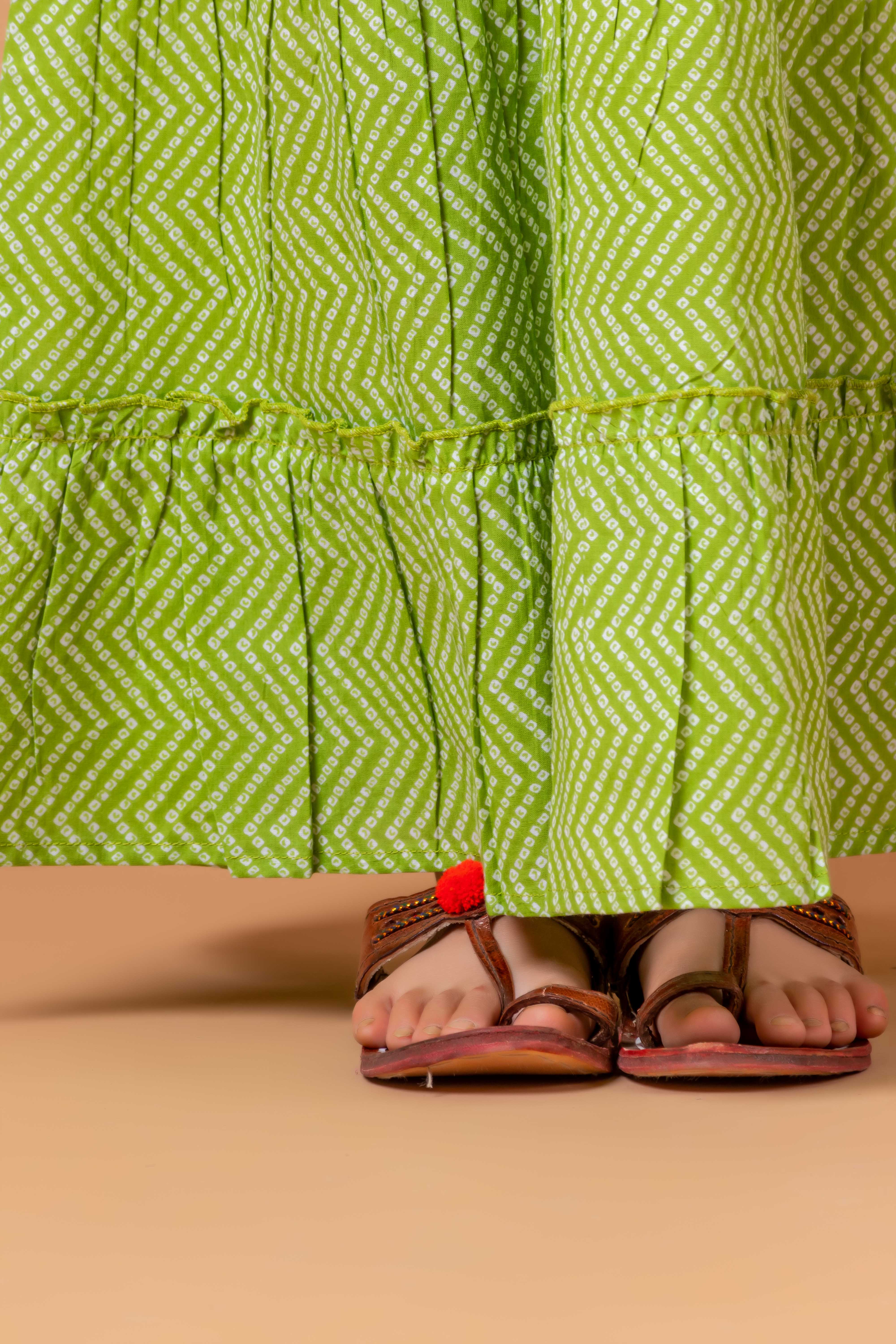 Girls lehenga choli set Isha Bandhej Green