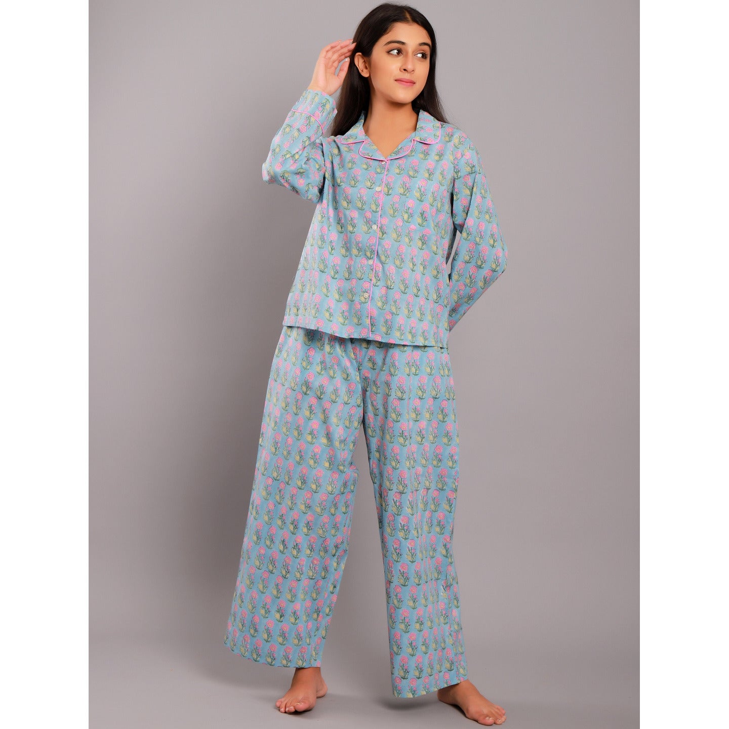 Women nightsuit Ethnic buti blue- pink