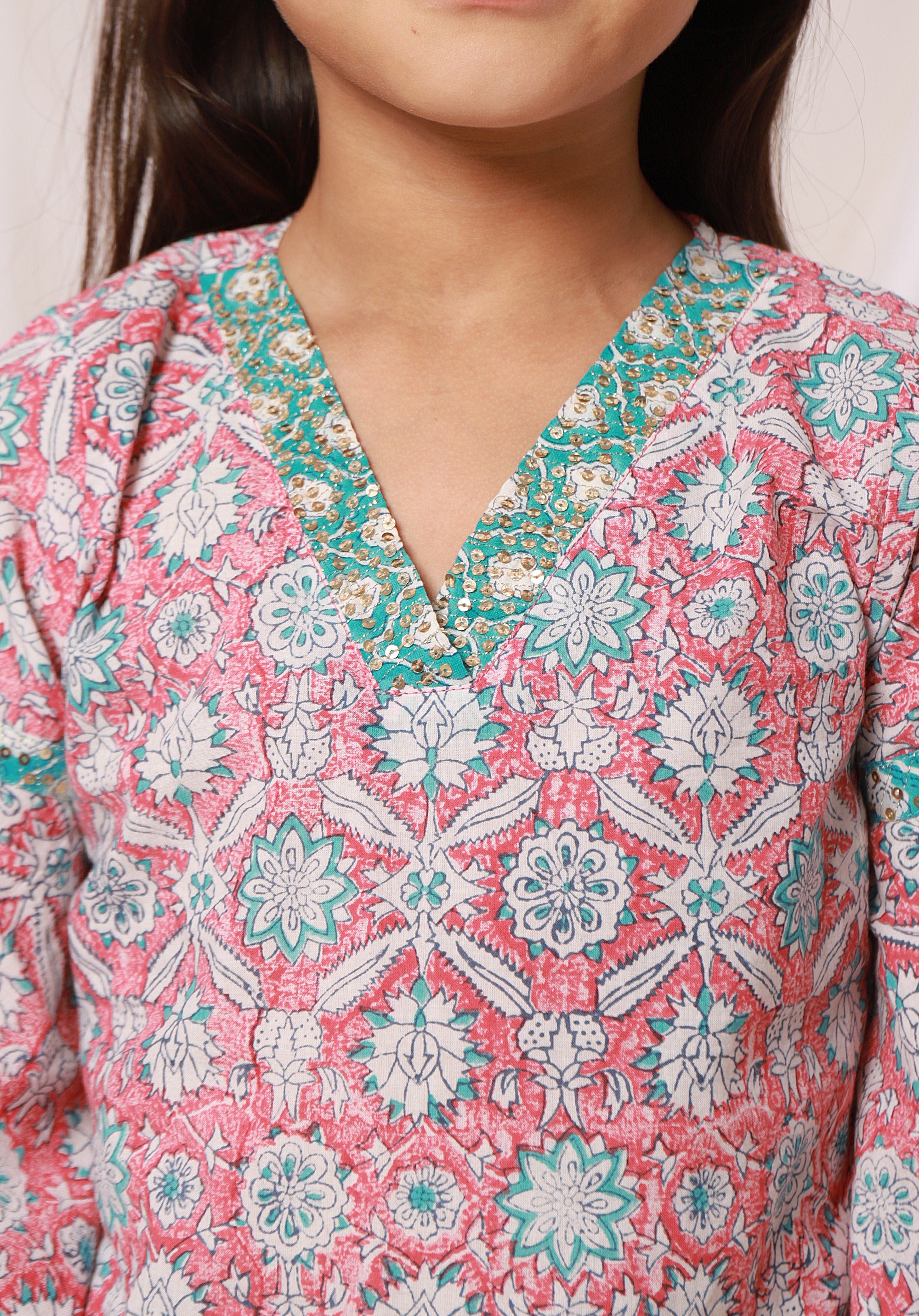 Girls Printed Kurta Set