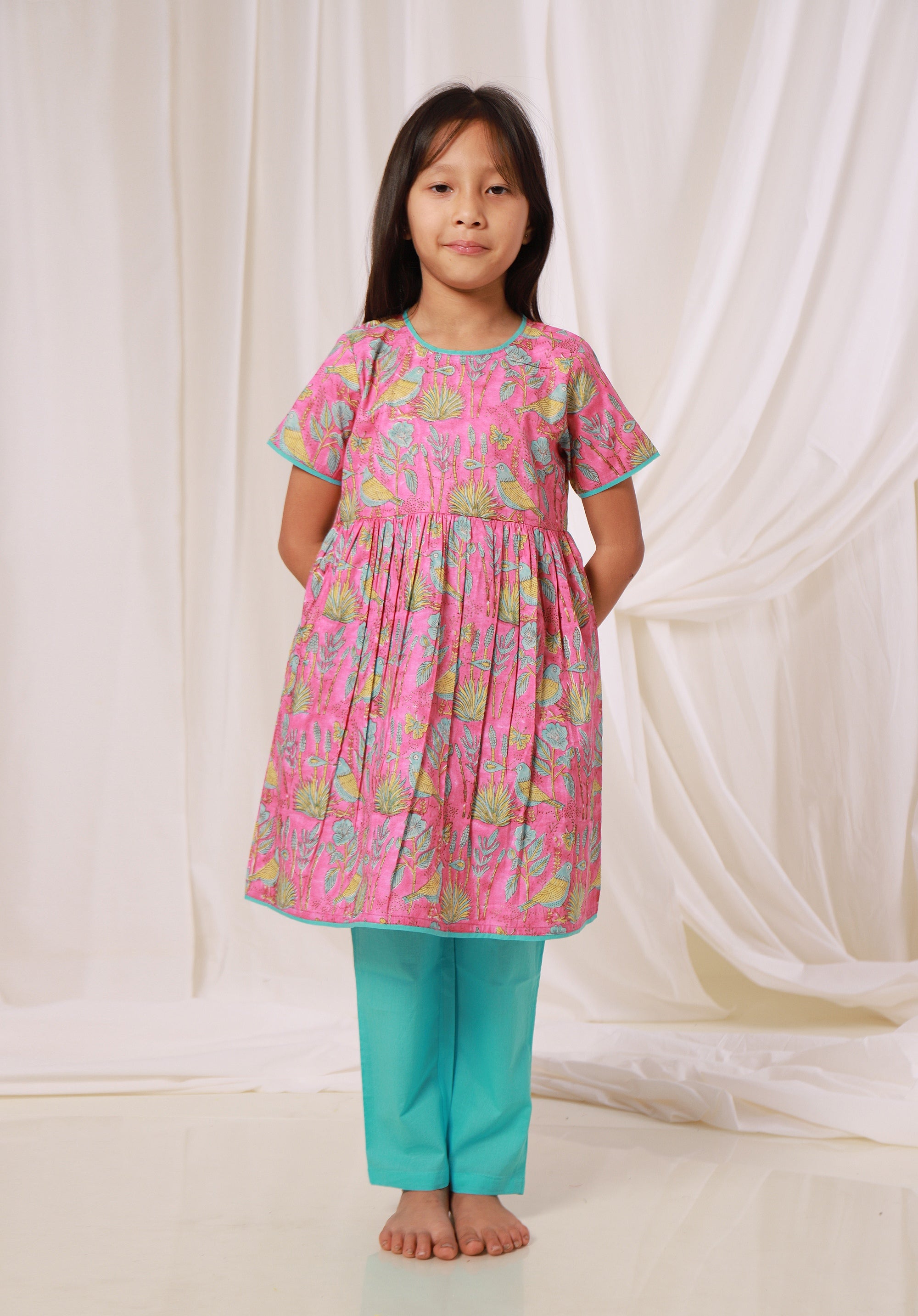 Girls Printed Kurta Set