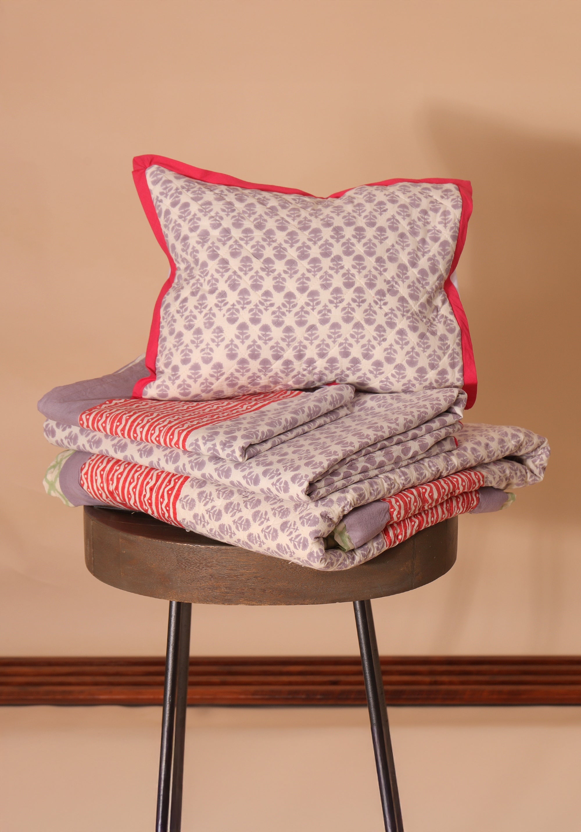 Meera Bedding Set Purple