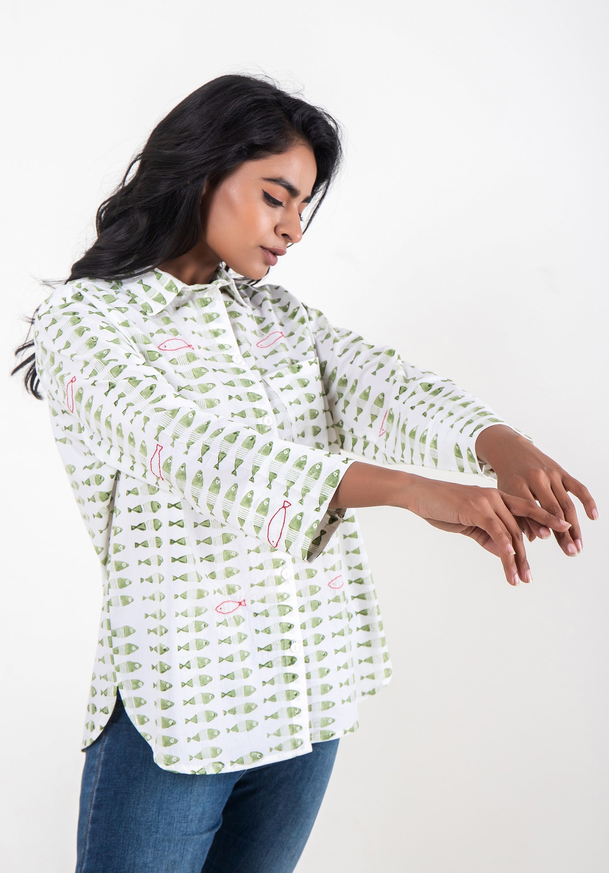Women Block printed Piyu Oversized shirt Fish Green