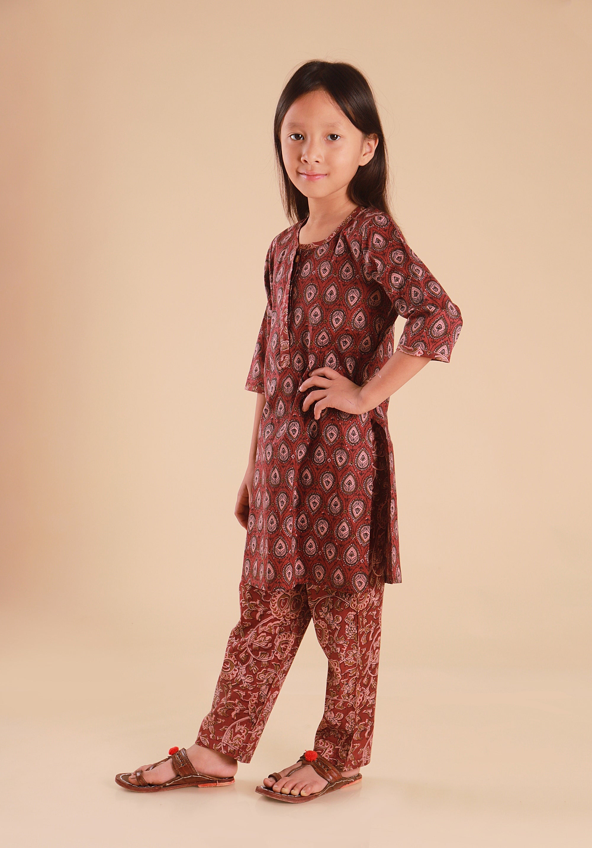 Girls Printed Kurta Set