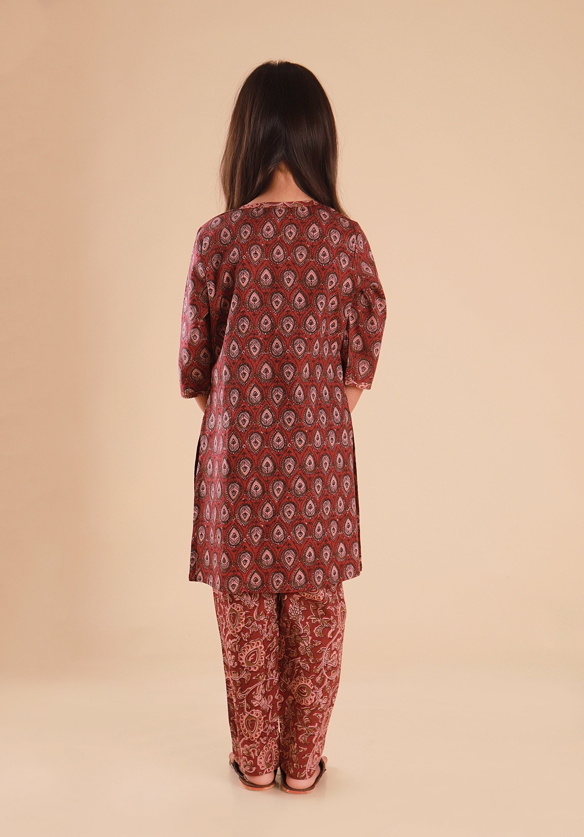 Girls Printed Kurta Set