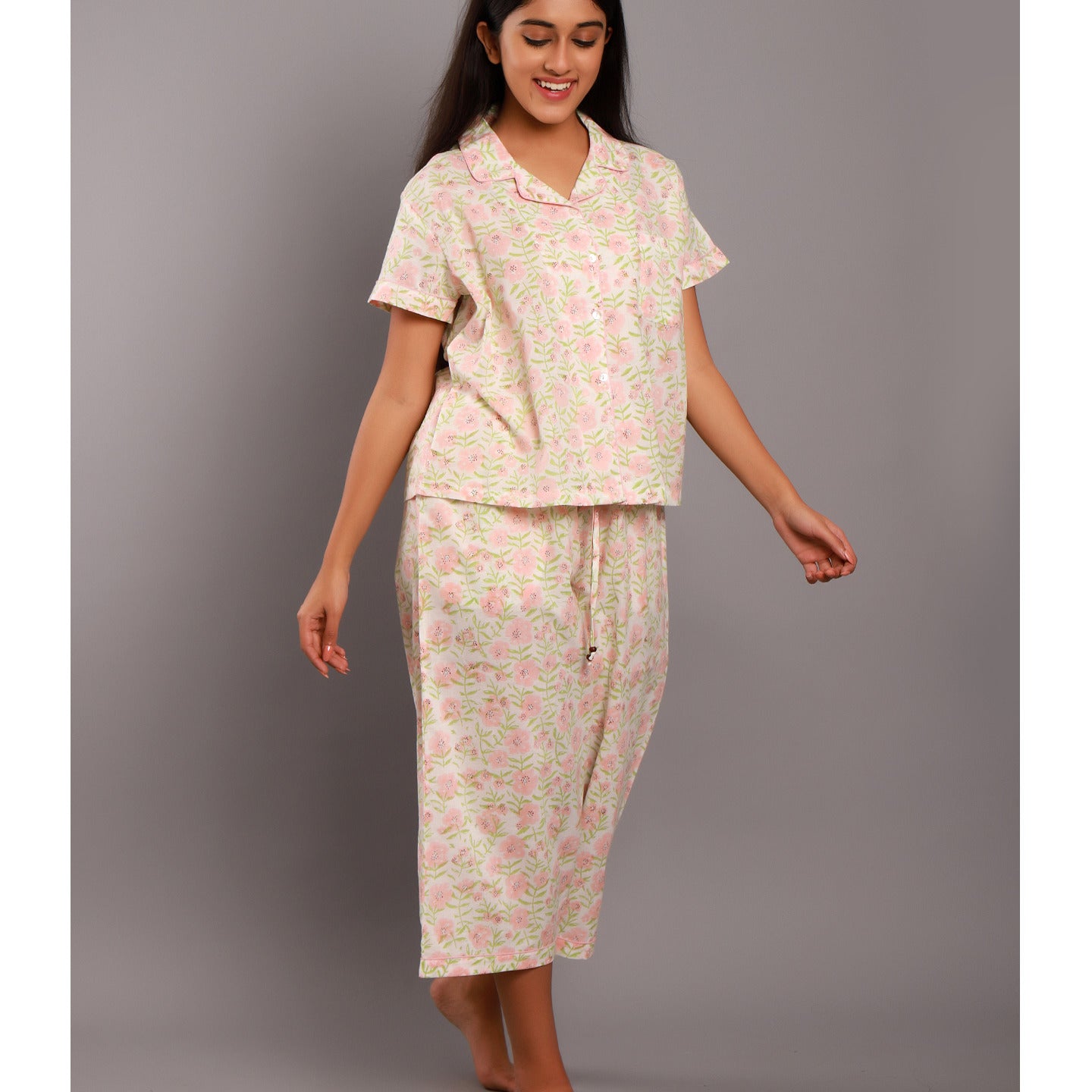 Floral Night Suit Capris Set Pink