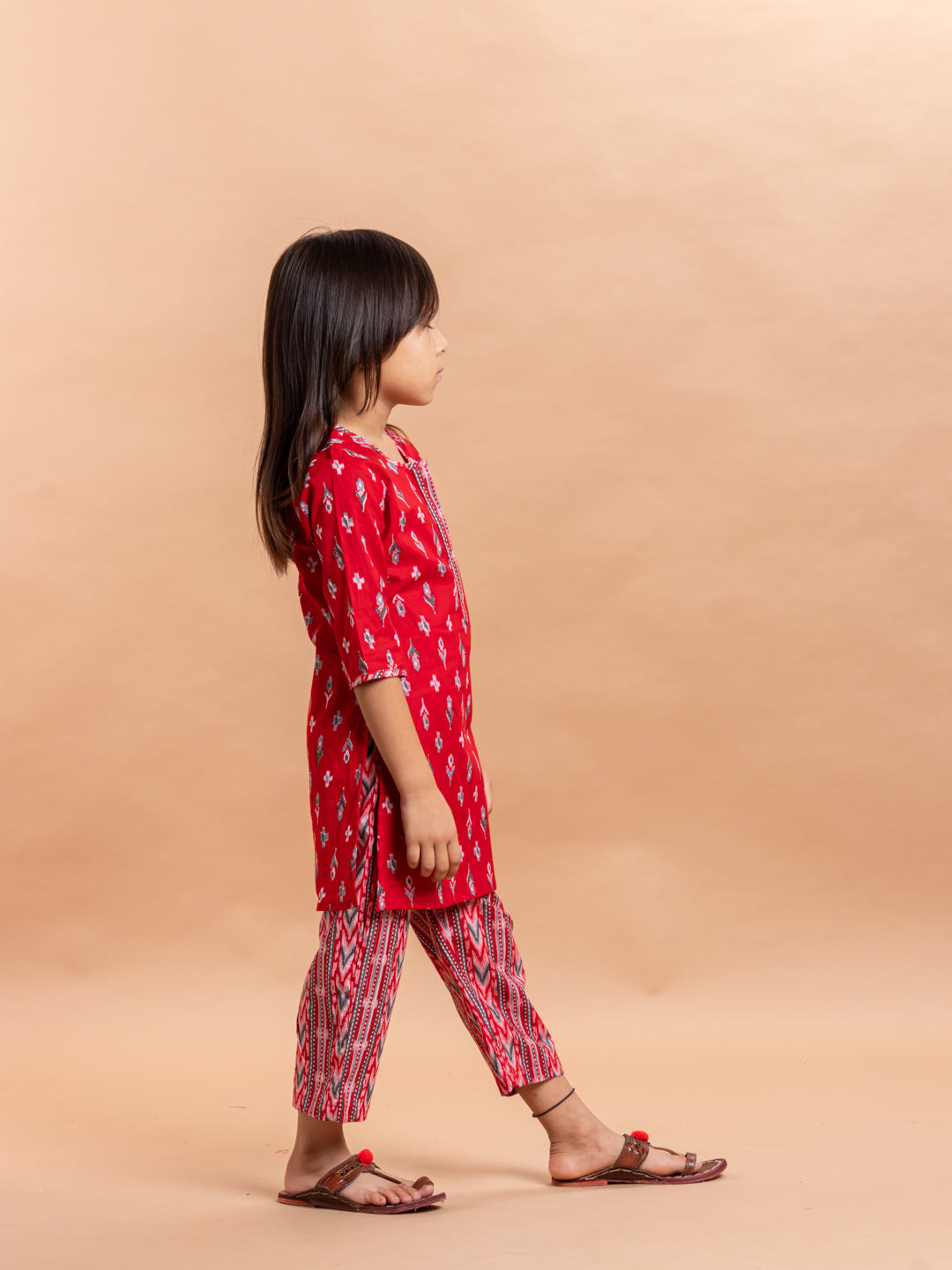 Girls Printed Kurta Set Ikkat Red