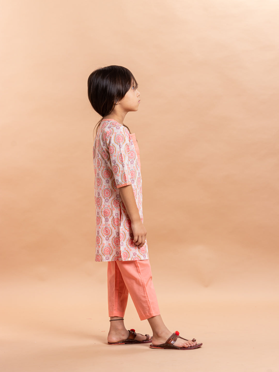 Girls Printed Kurta Set Buti Peach