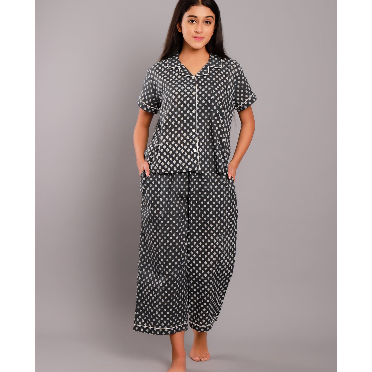 Nora Night Suit Capris Set Black