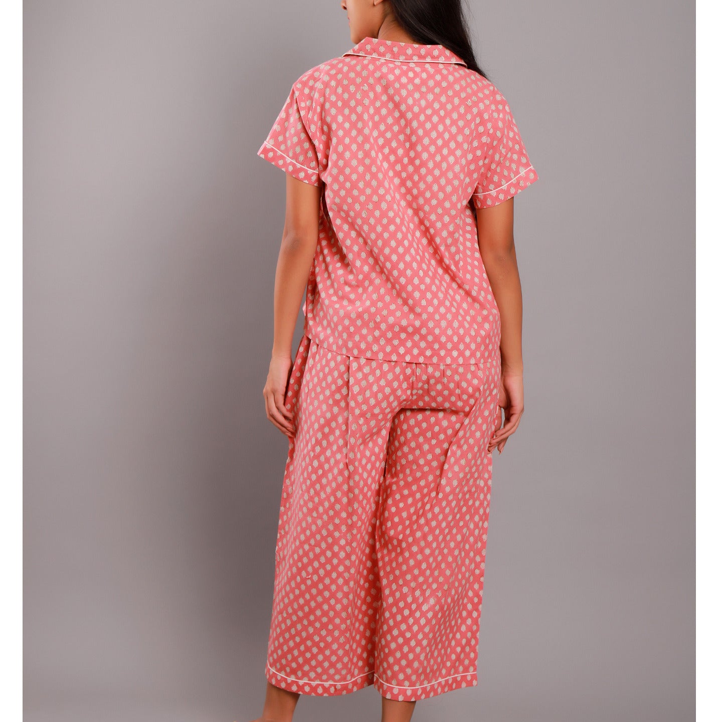 Nora Night Suit Capris Set Coral