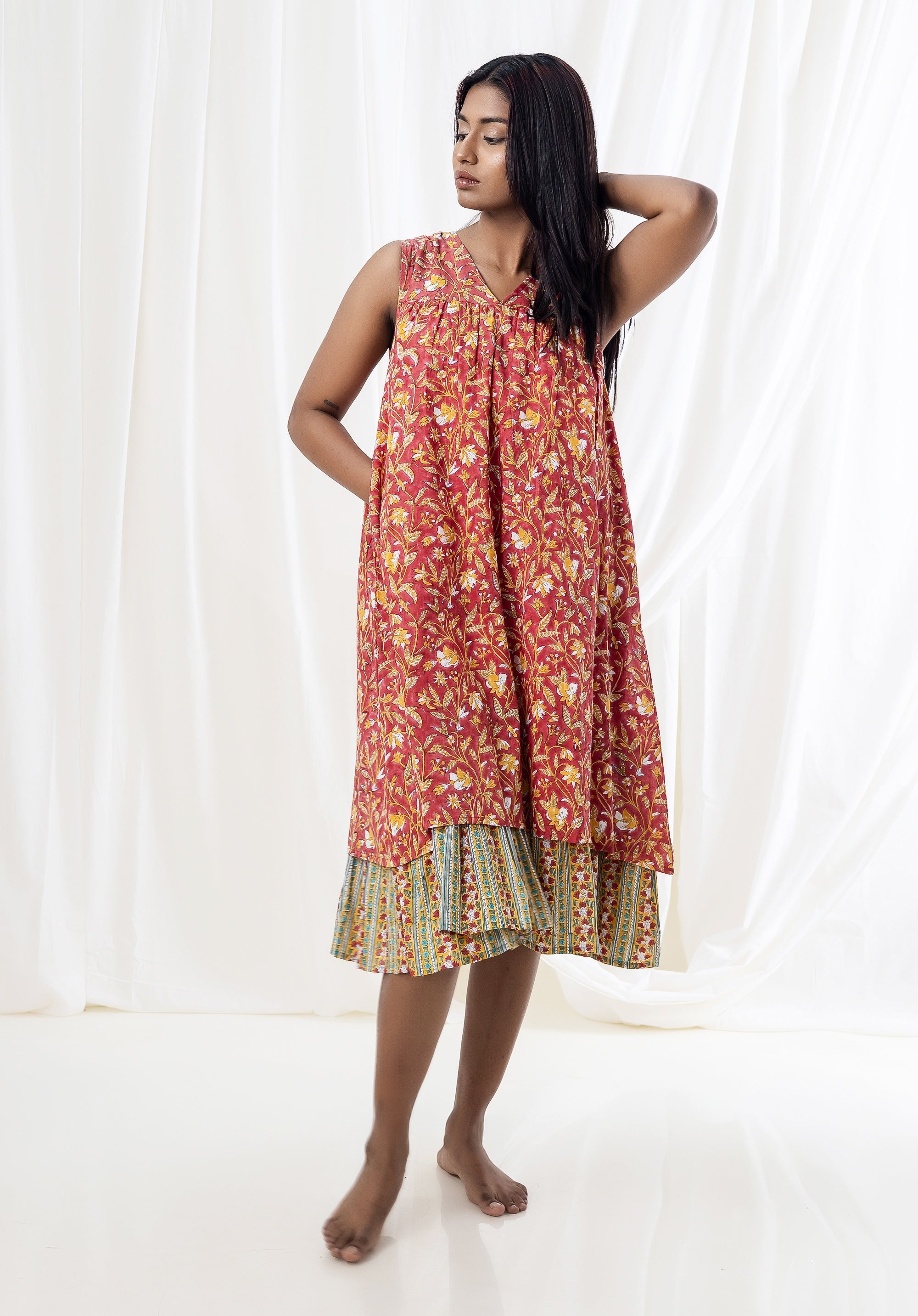 Women Tiered dress Nirmala Jaal Red