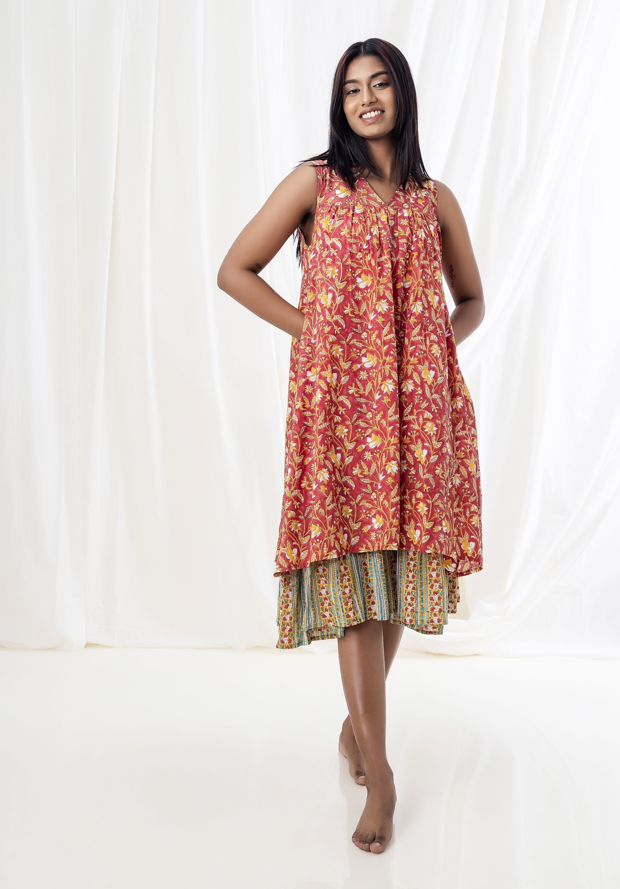 Women Tiered dress Nirmala Jaal Red