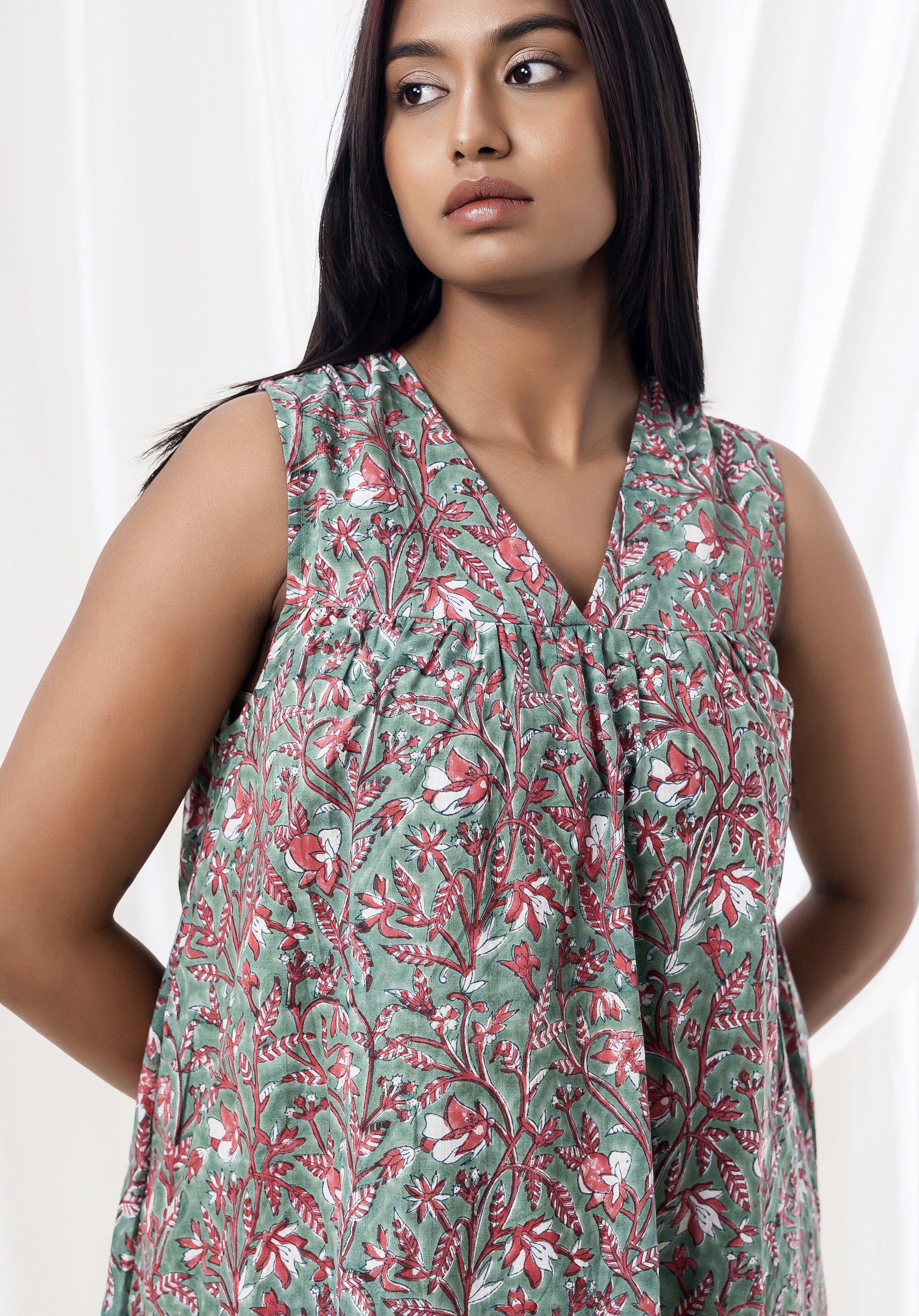 Women Tiered dress Nirmala Jaal Green