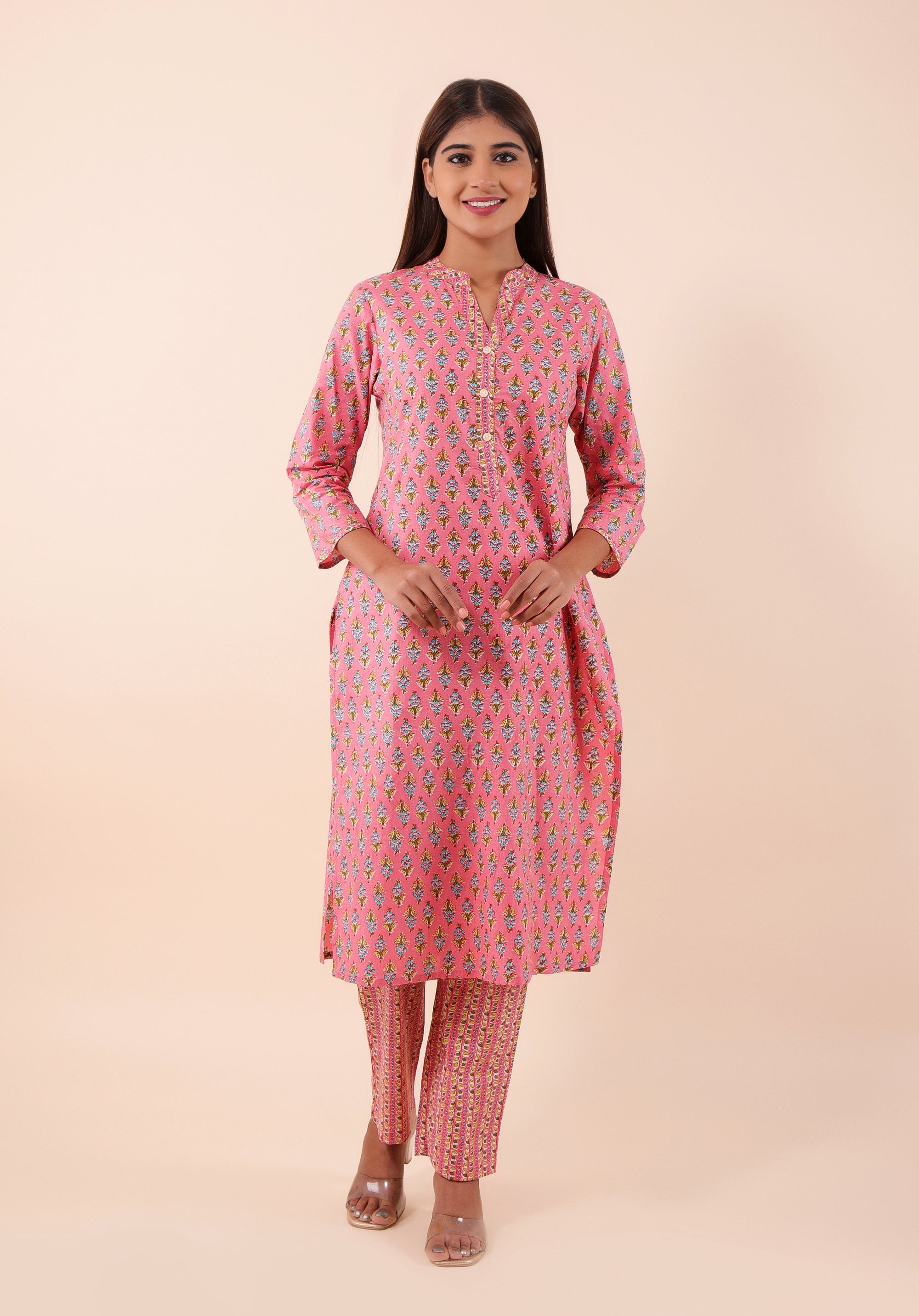 Women Kurta Set Buti Pink