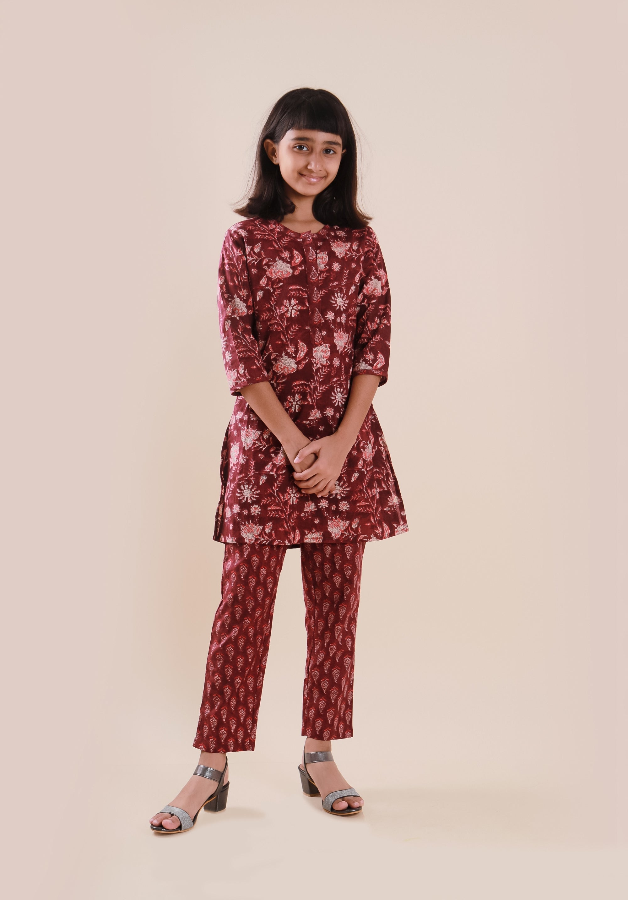 Girls Printed Kurta Set Maroon Jaal