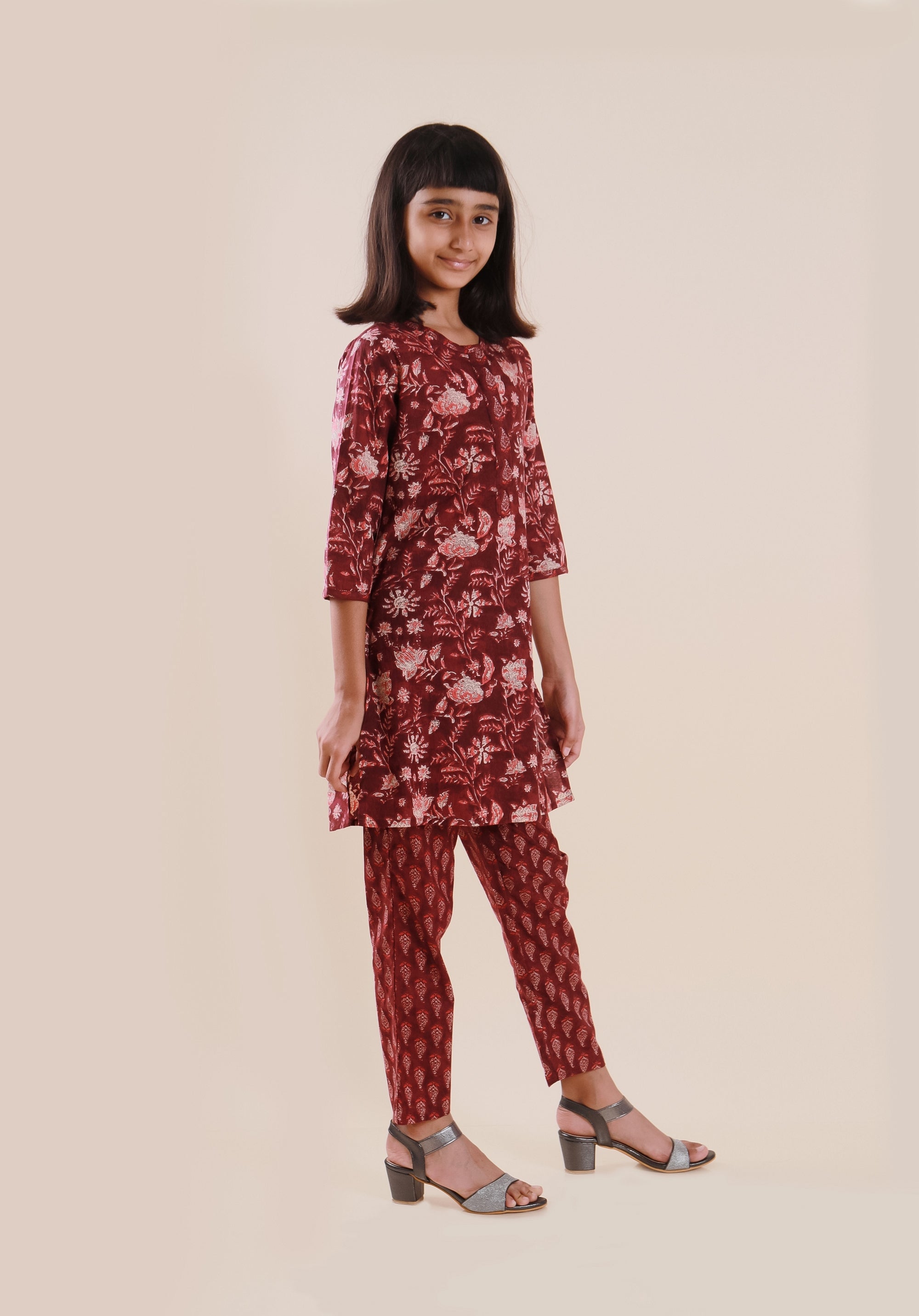 Girls Printed Kurta Set Maroon Jaal