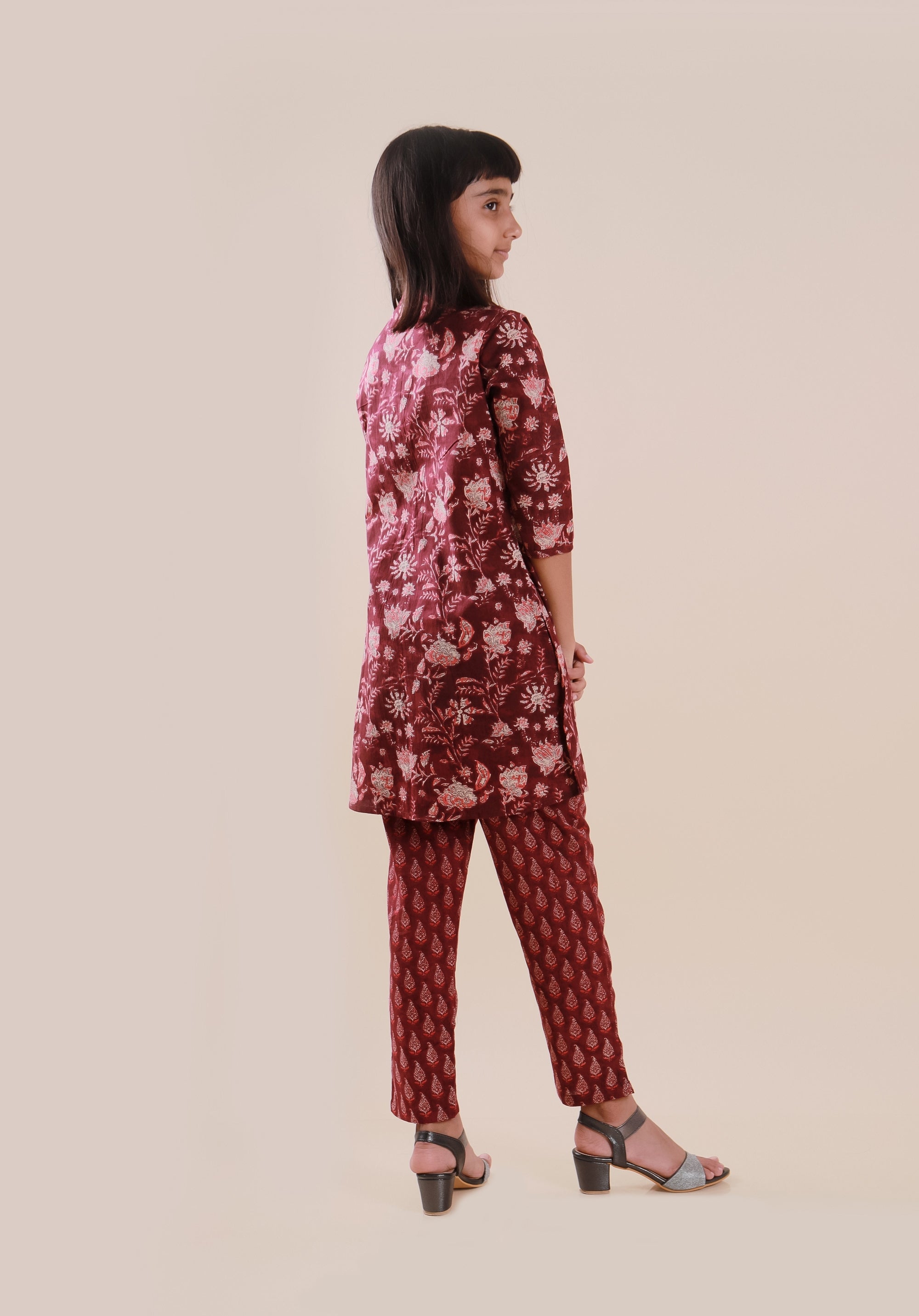 Girls Printed Kurta Set Maroon Jaal