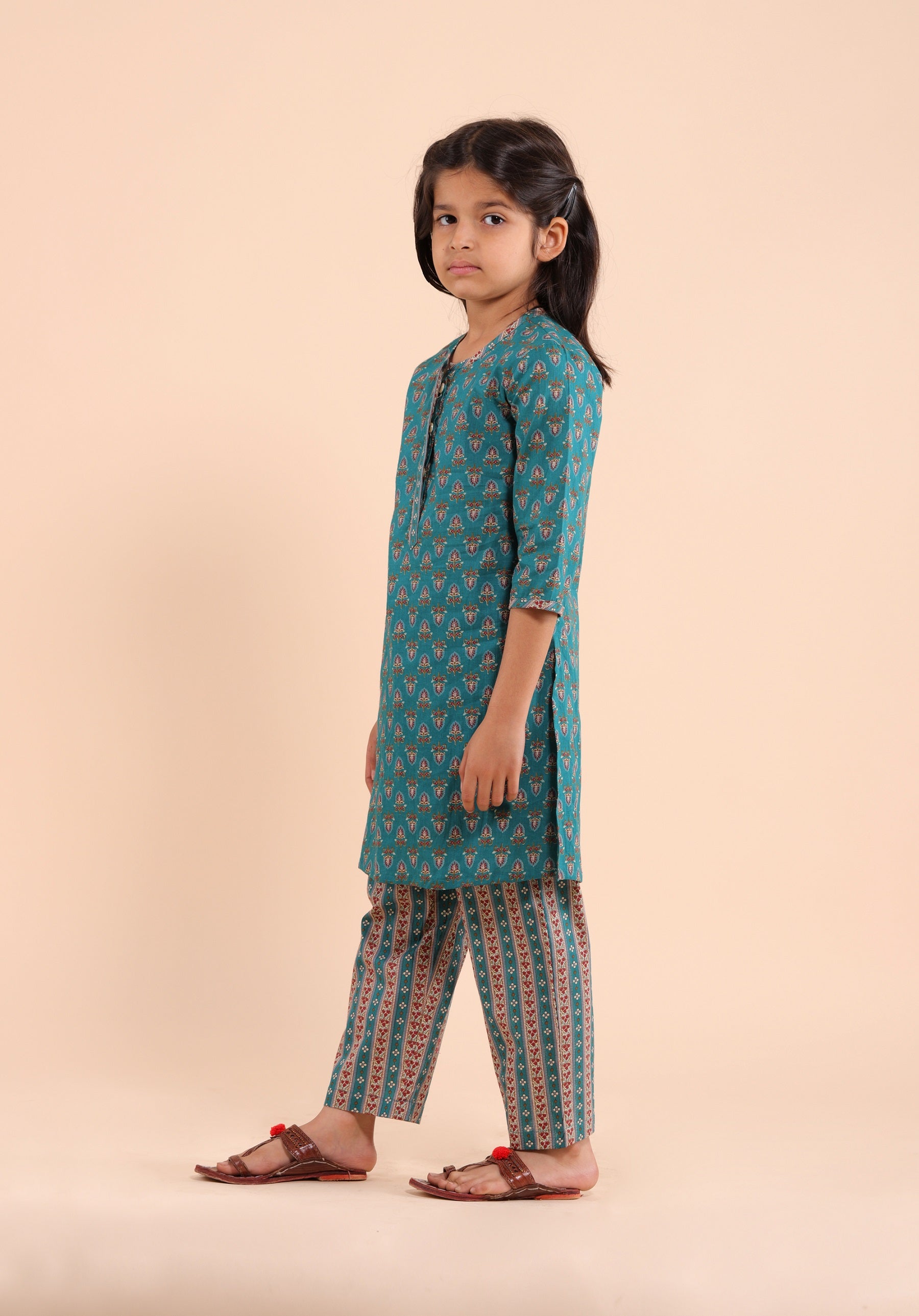 Girls Printed Kurta Set Teal Buti