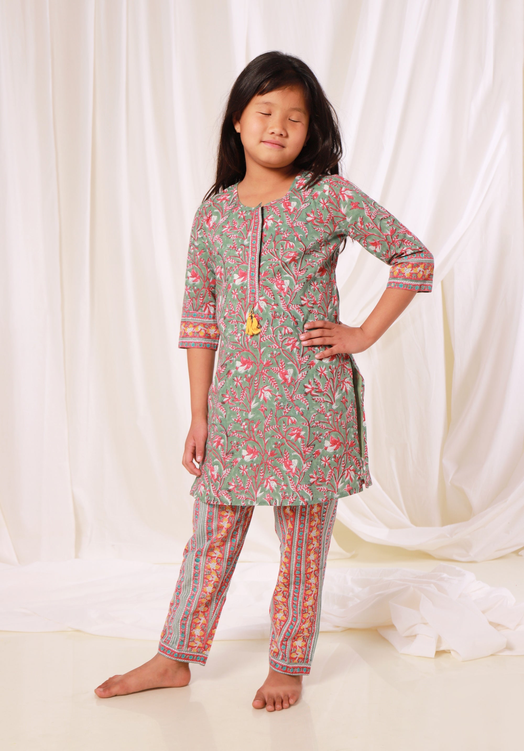 Girls Printed Kurta Set Jaal Green (Gulnar)