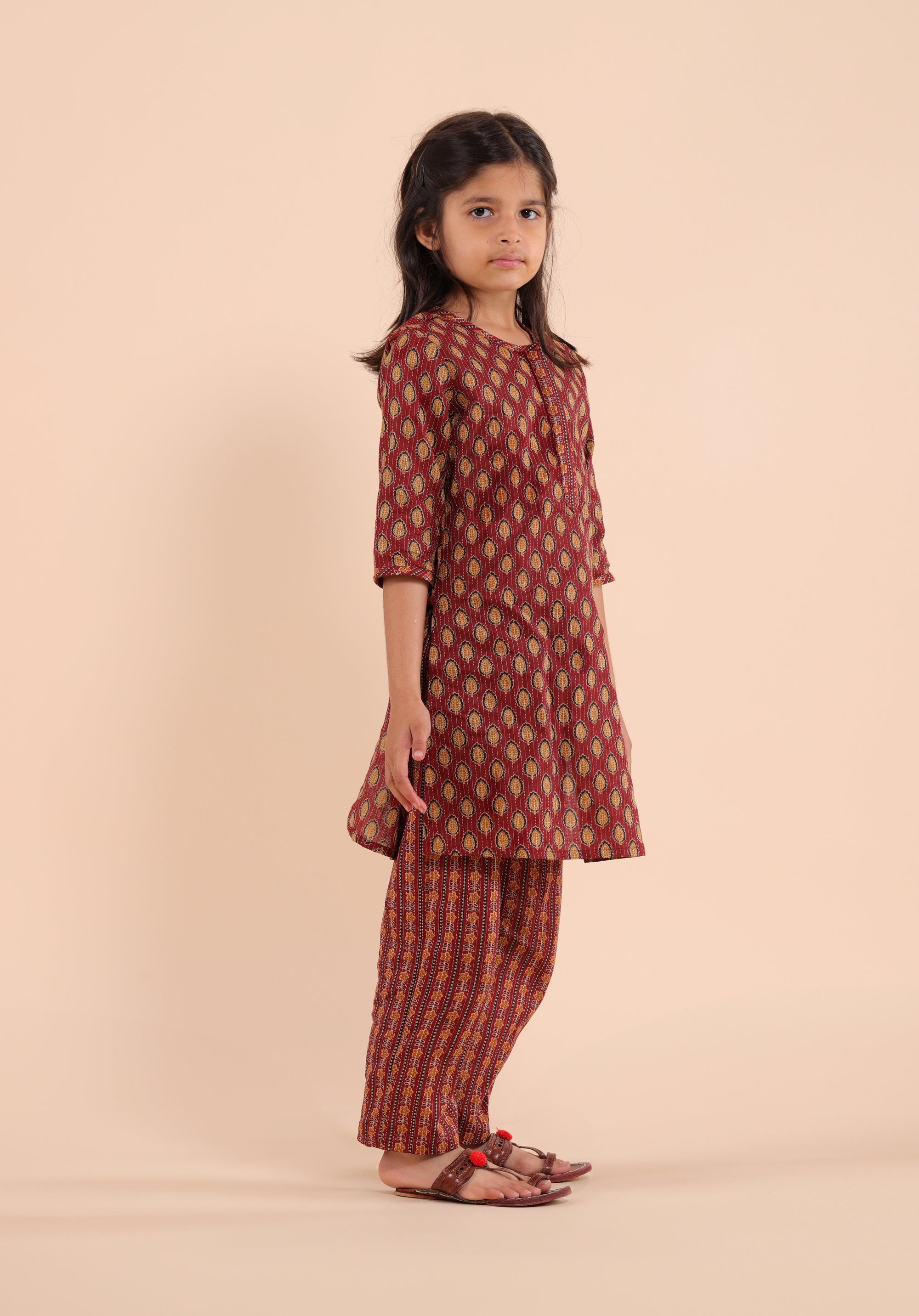 Girls Printed Kurta Set