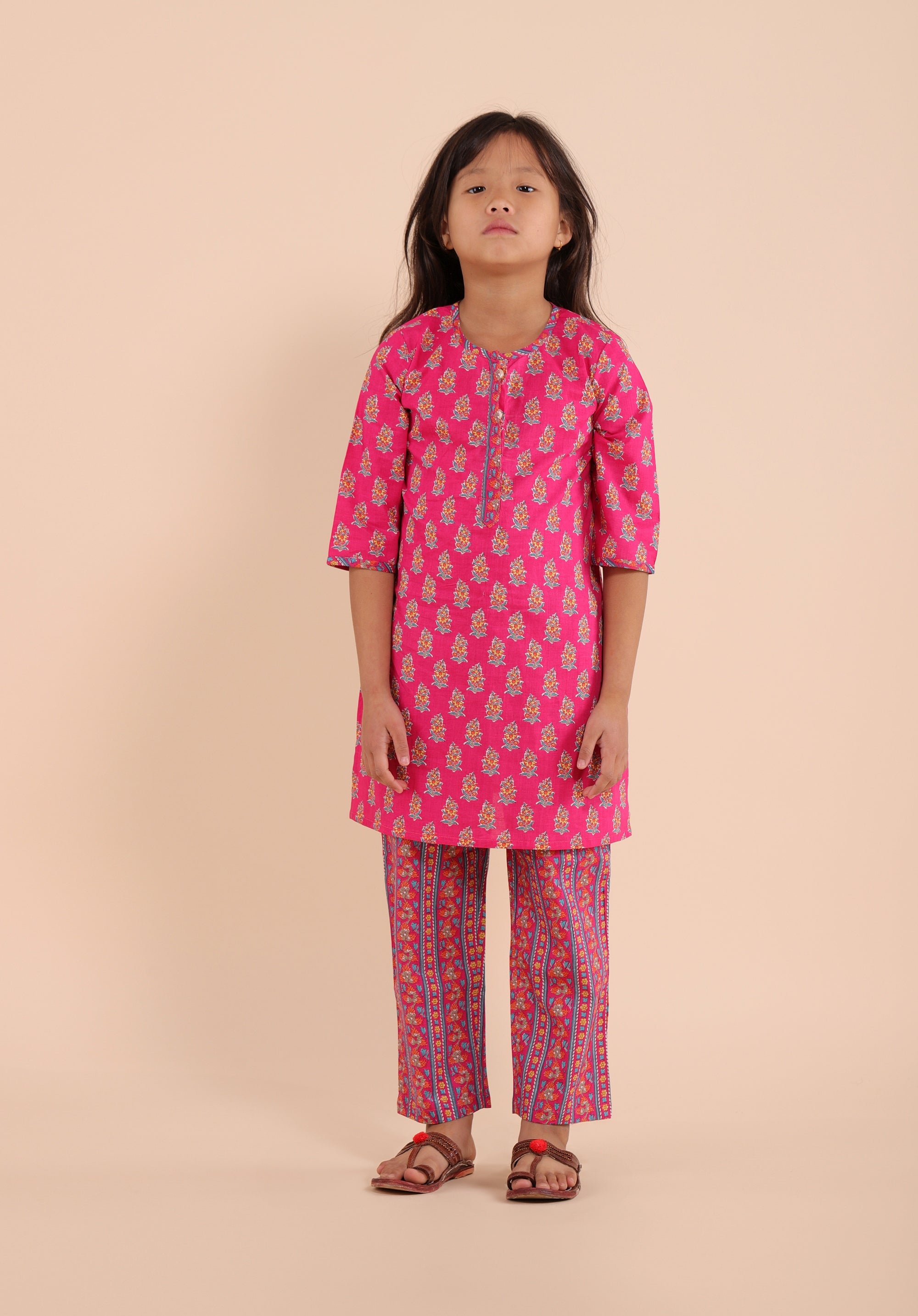 Girls Printed Kurta Set