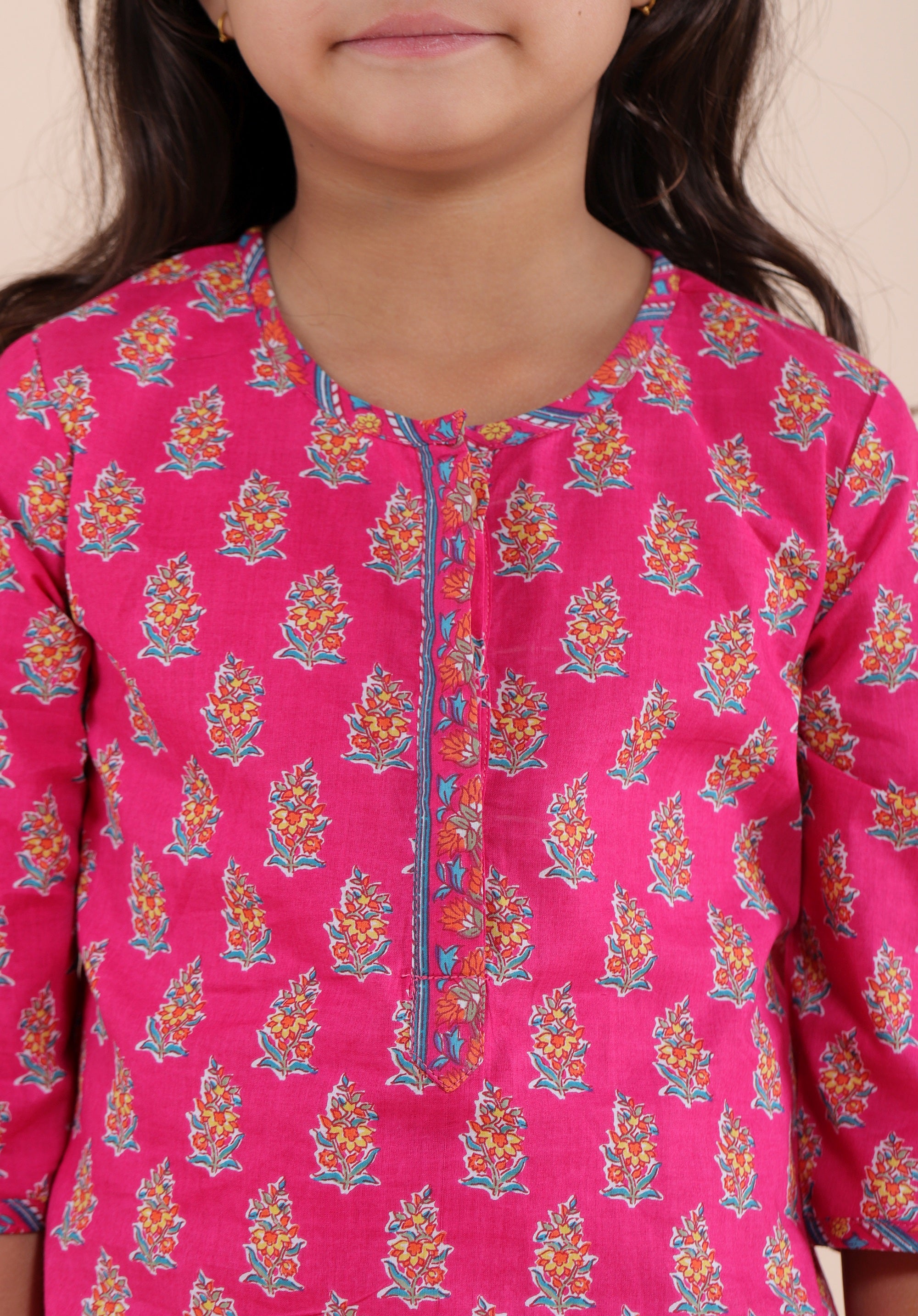 Girls Printed Kurta Set