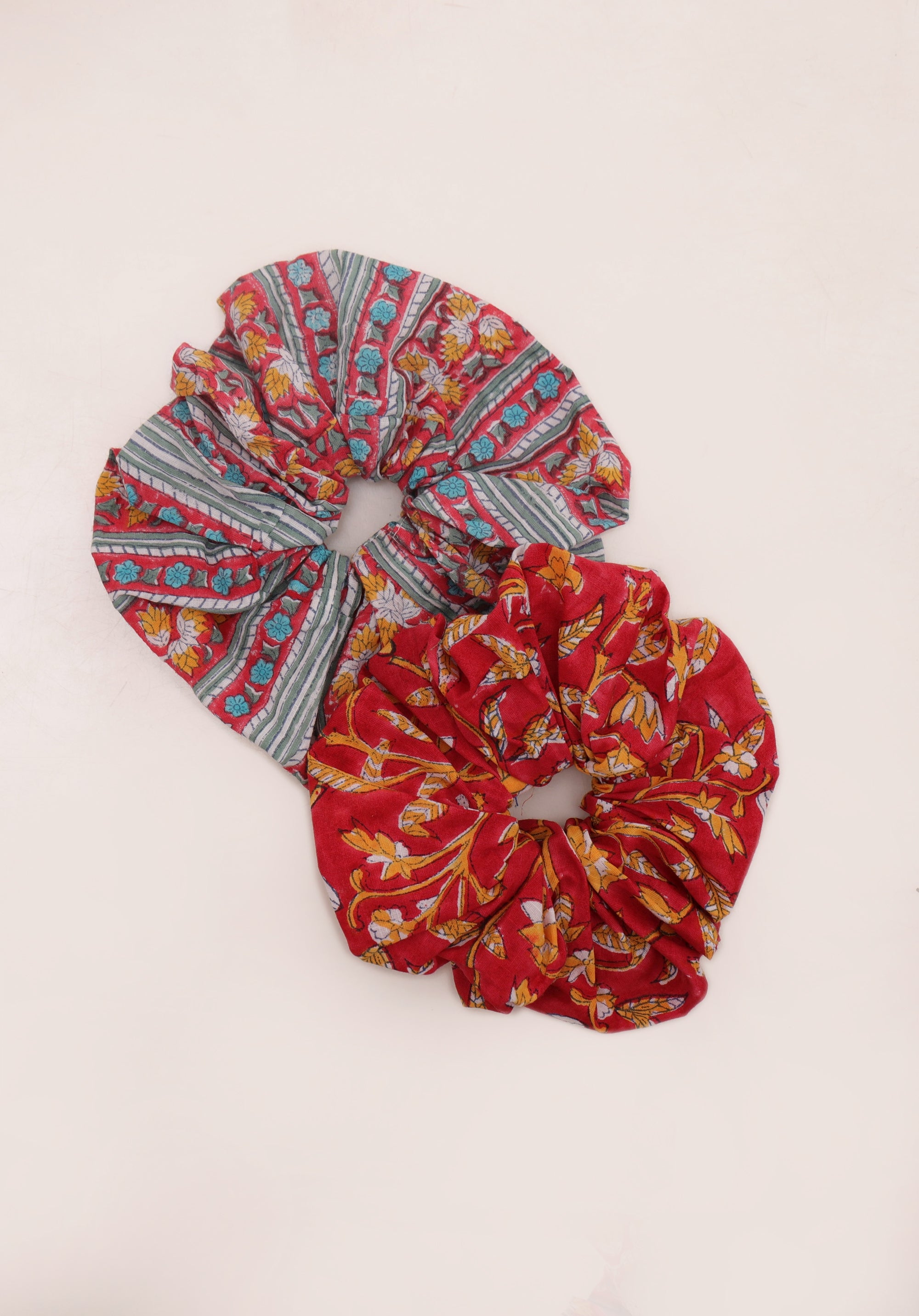 Set of 2 Scrunchie Ethnic Jaal Red