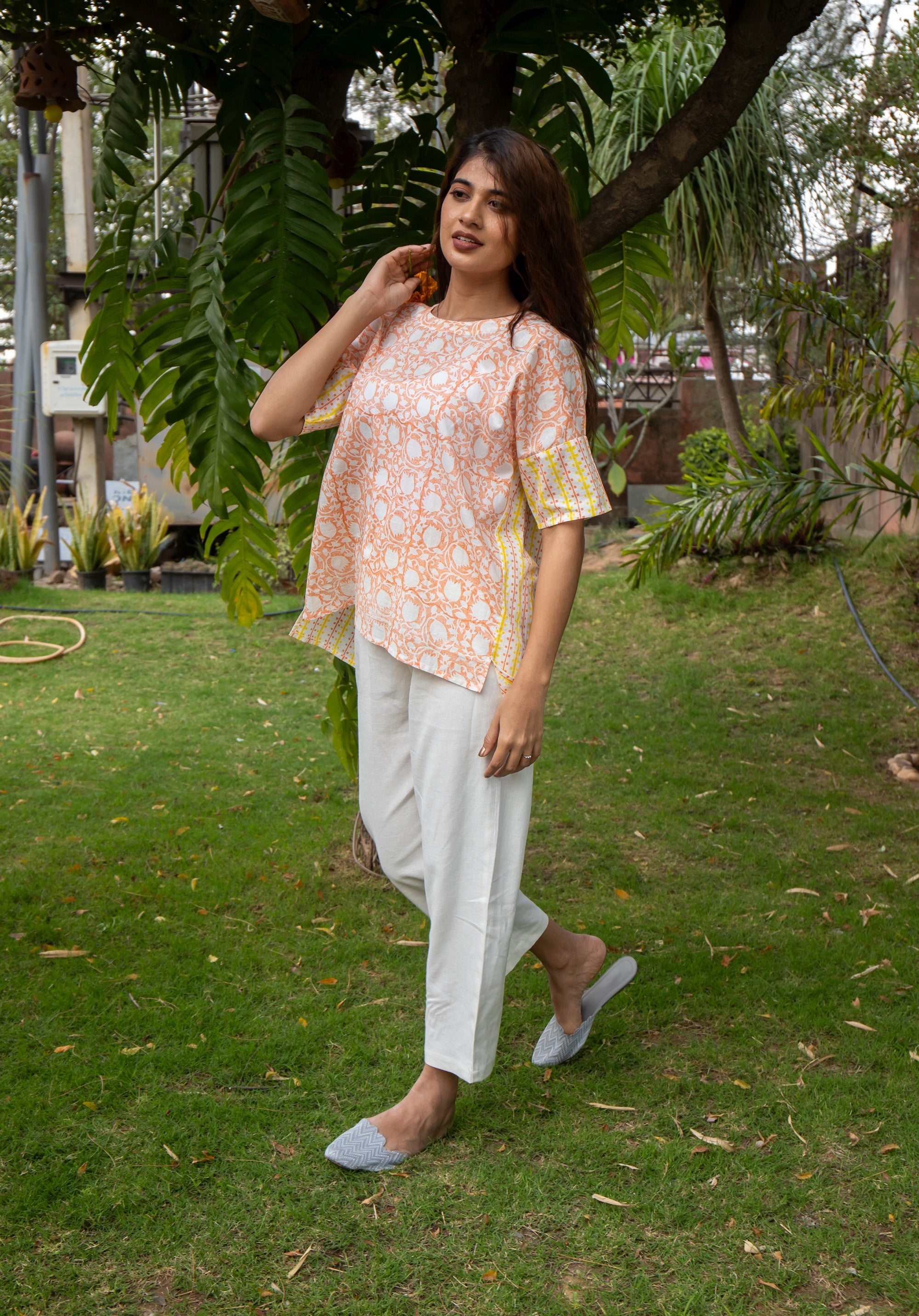 Women Block printed oversized Nishi Top Lily Peach