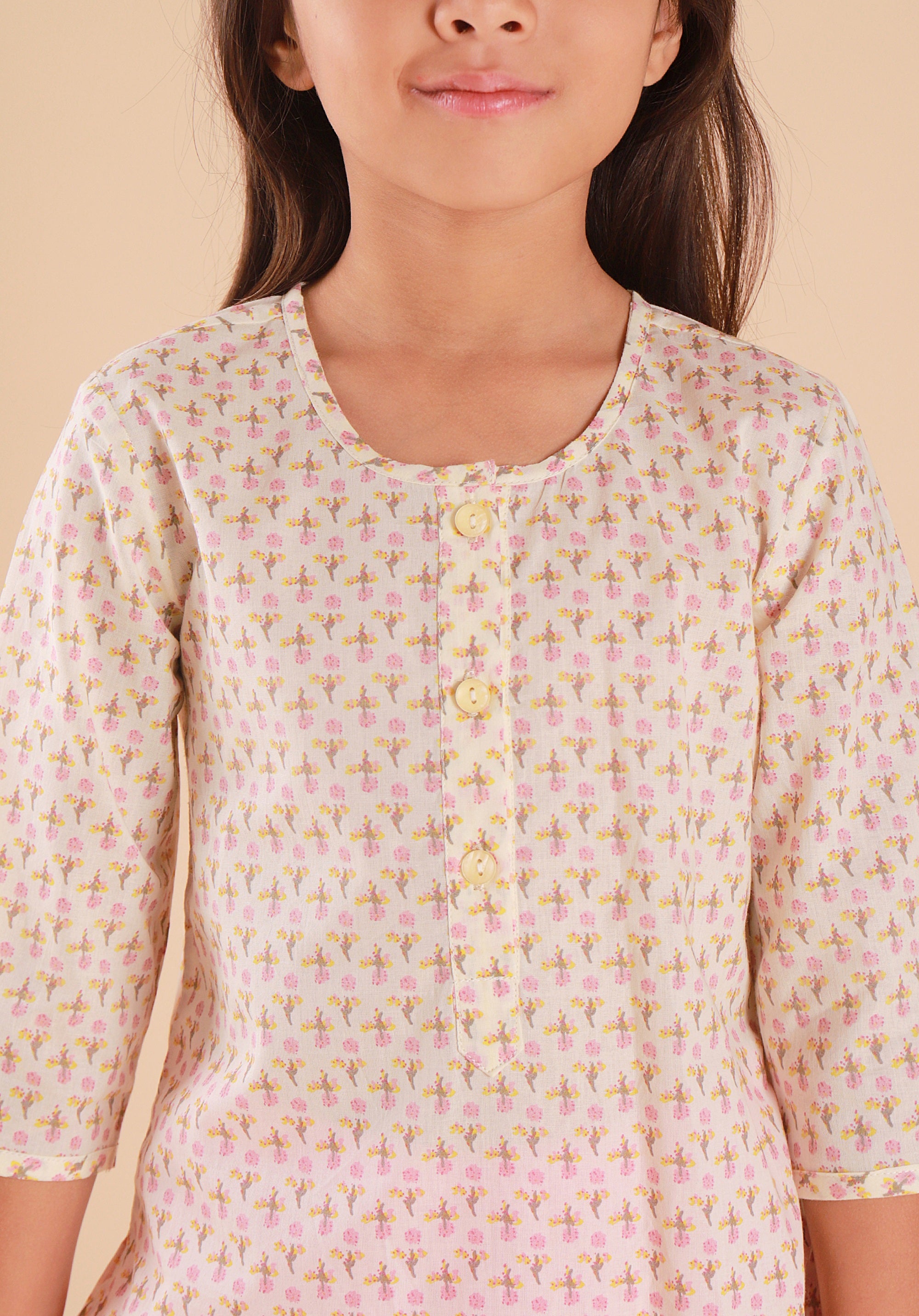 Girls Printed Kurta Set