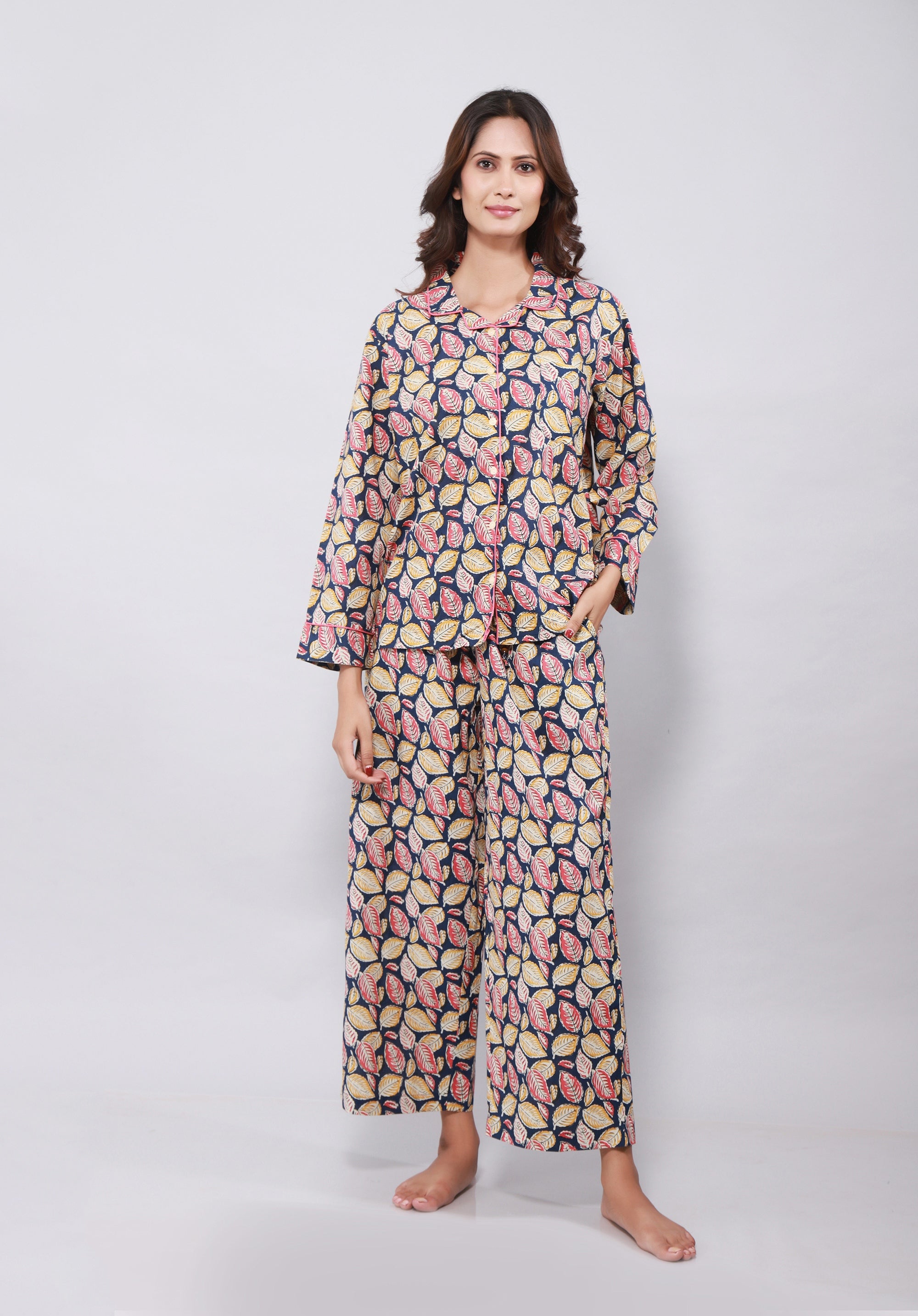 Women printed nightsuit