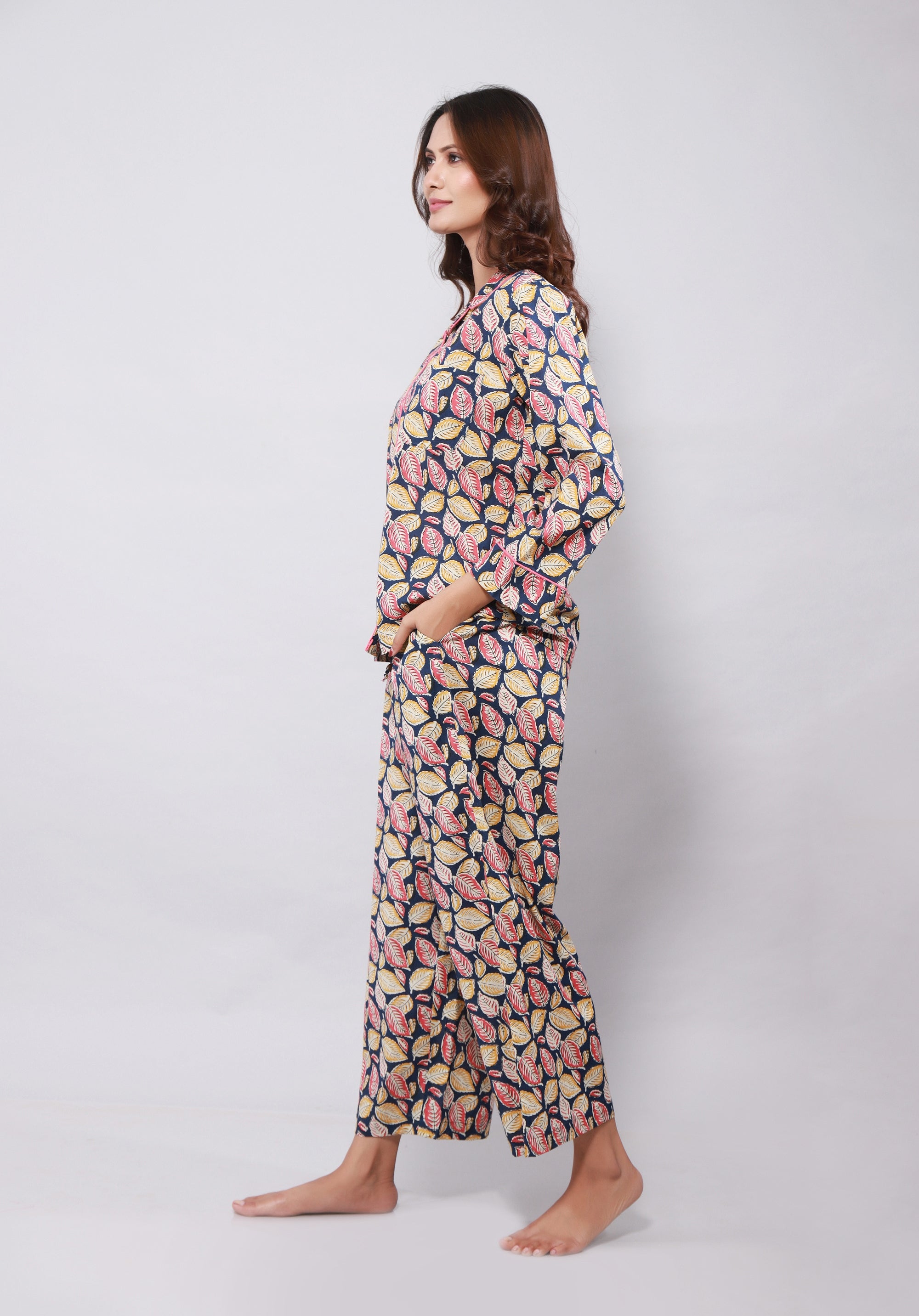 Women printed nightsuit