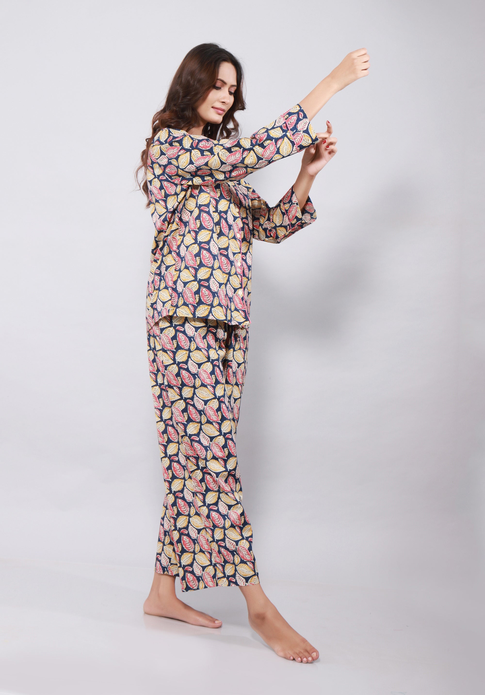 Women printed nightsuit