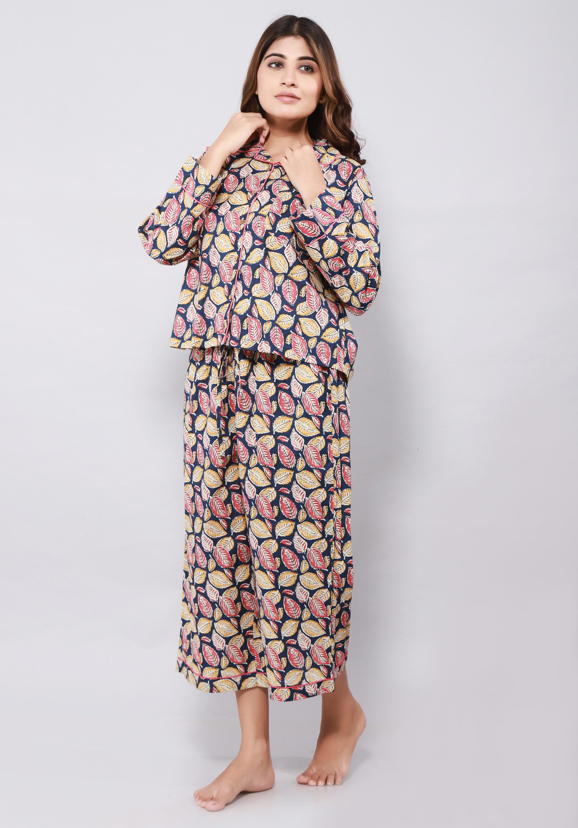 Women printed nightsuit