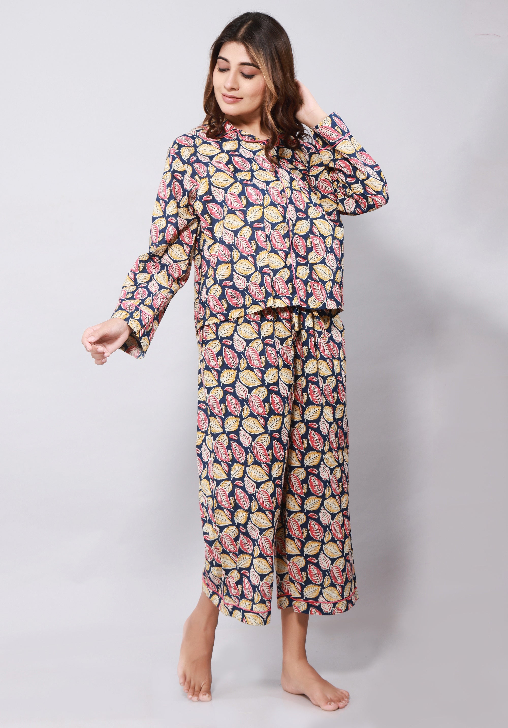 Women printed nightsuit