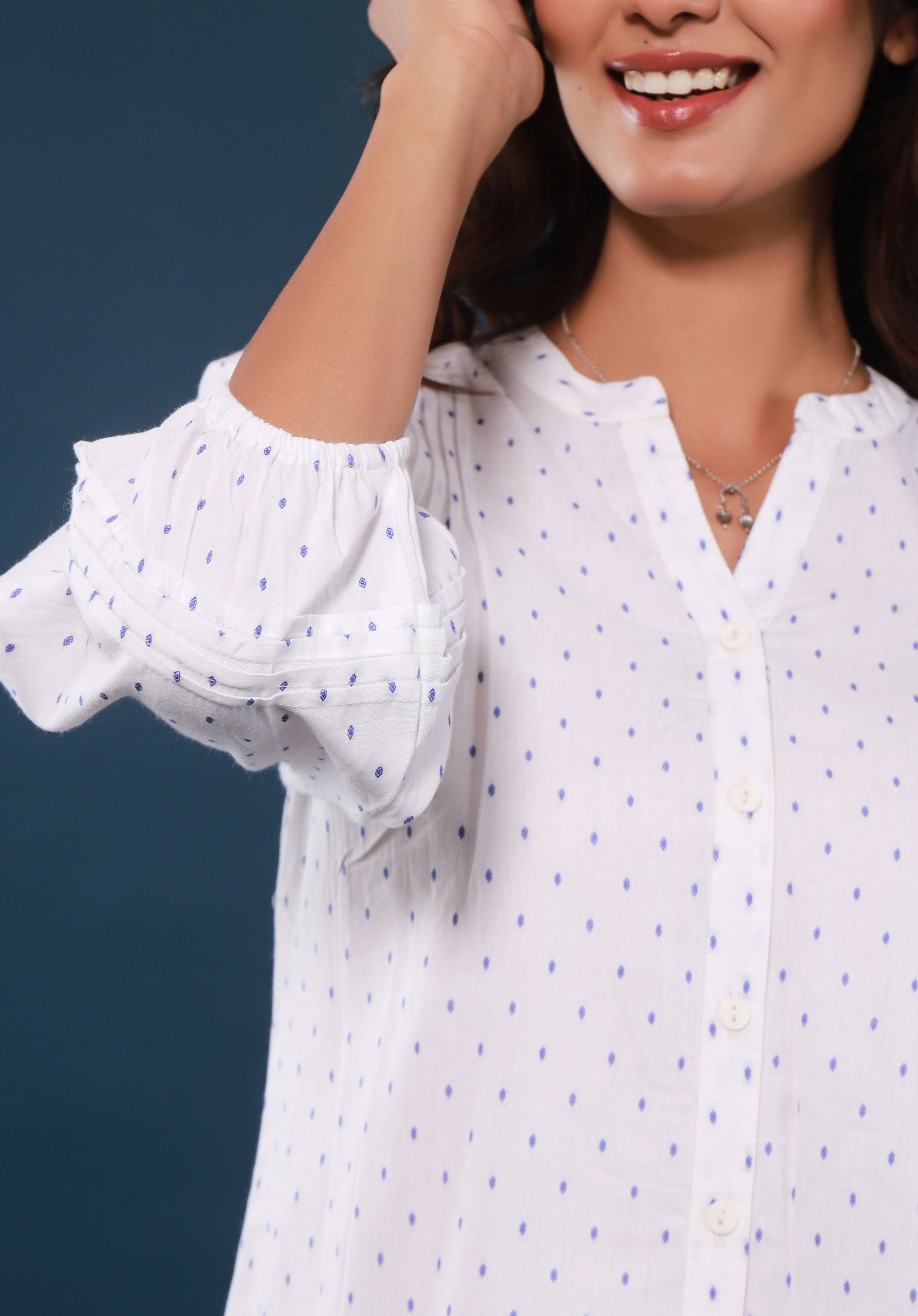 Women Woven White Top