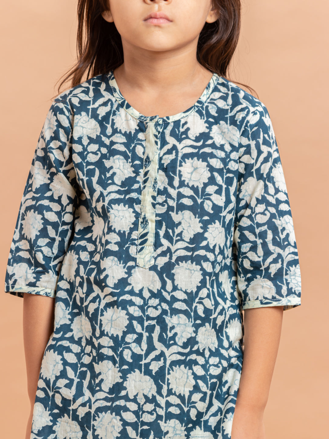 Girls Printed Kurta Set Indigo Floral Jaal