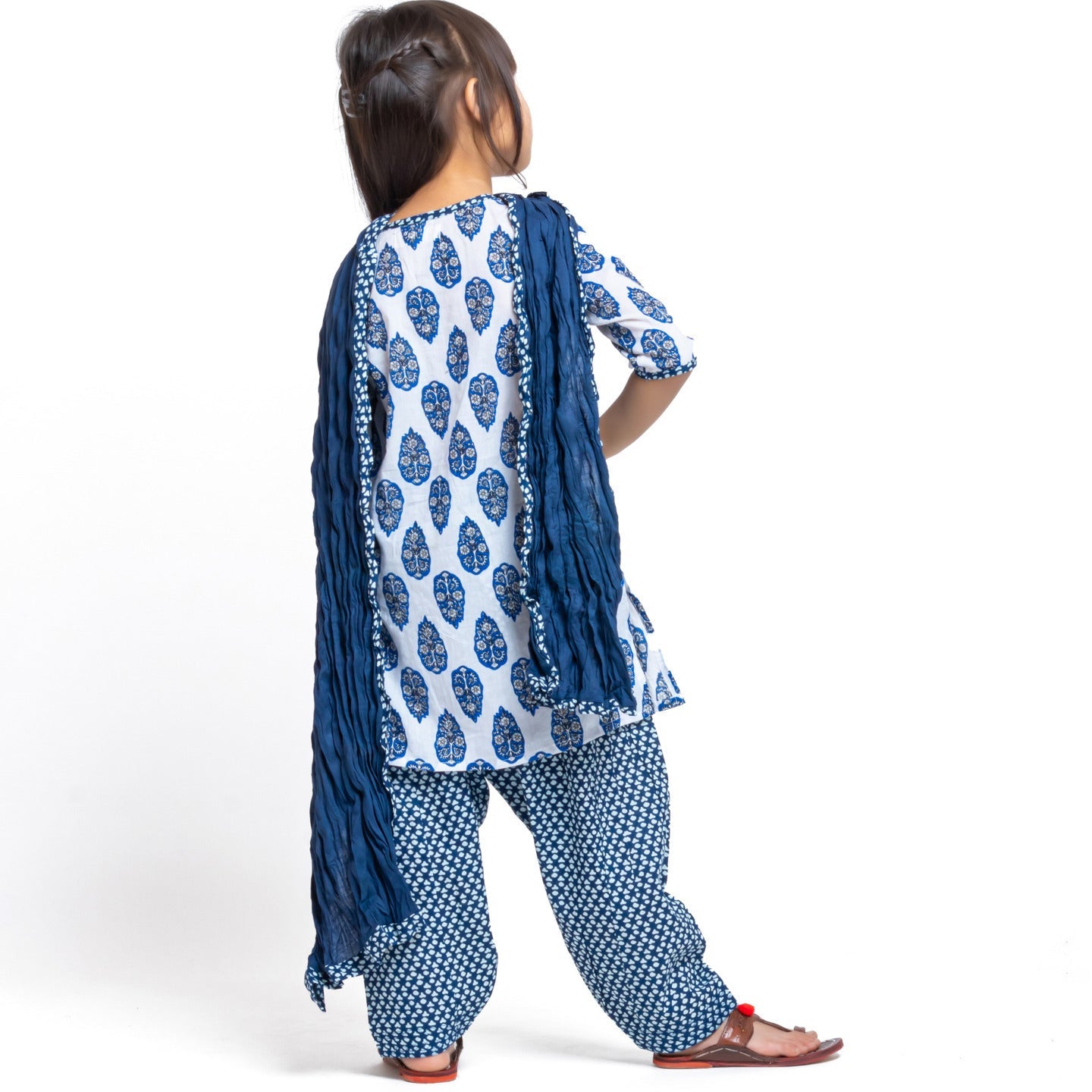 Luna Buti Kurta Set with dupatta