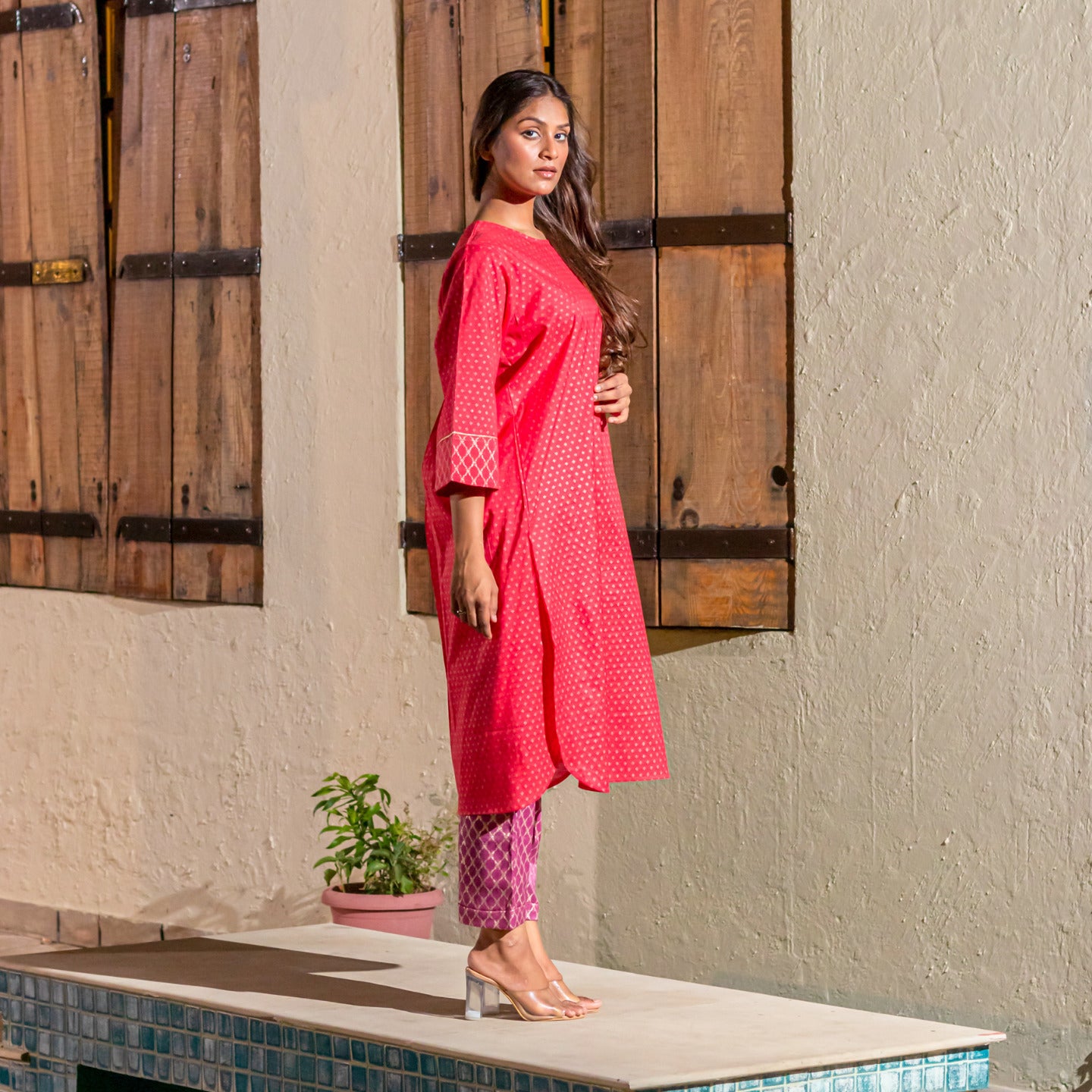 Women Jaquard Kurta pants set Red